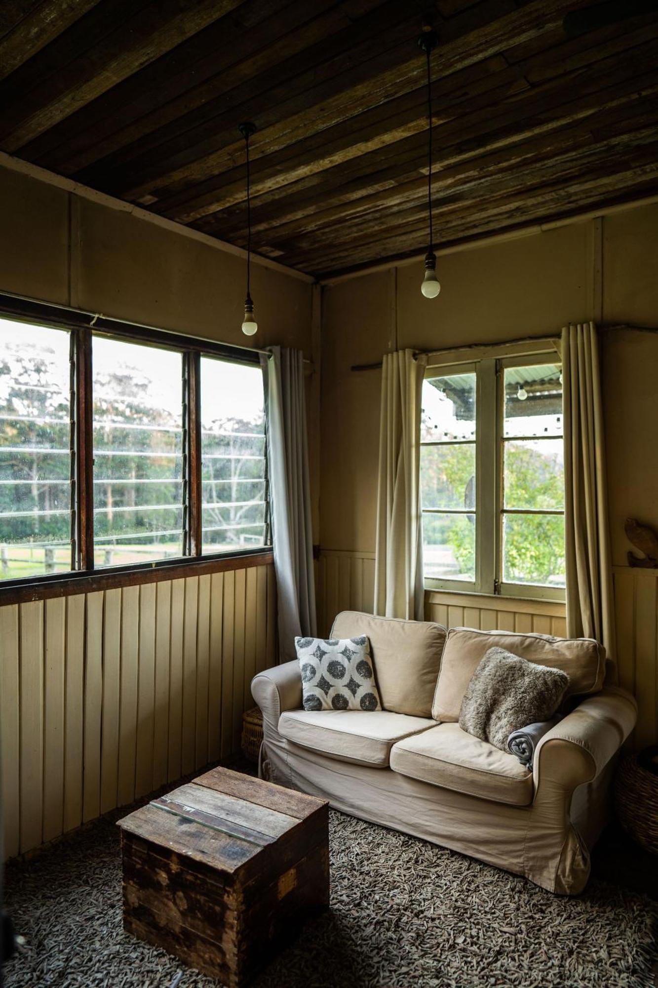 Cosy Farmstay: Green Cabin At Whispering Woods Beedelup Kültér fotó